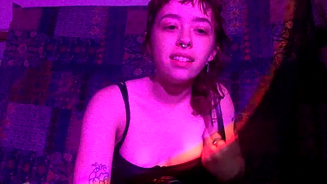 ivyxoxo online show from April 2026 02:20:01 AM