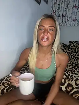 Snapshot of ScarlettGold_ chatting on March 2026 10:40:01 AM ScarlettGold online show from March 2026 10:40:01 AM
