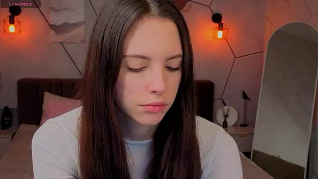 elise robbie online show from March 2026 01:06:02 AM