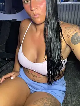 Snapshot of Destinylovex chatting on May 2026 08:25:02 PM Destinylovex online show from May 2026 08:25:02 PM