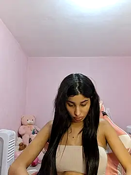 KaterinneMarie online show from April 2026 02:00:01 PM