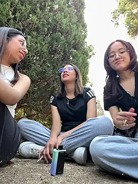 Snapshot of mila699_ chatting on March 2026 08:04:01 PM mila699 online show from March 2026 08:04:01 PM