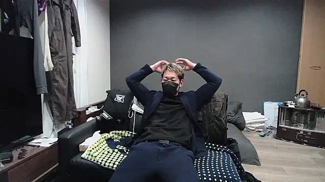 ryuaaaaa online show from April 2026 04:30:02 PM