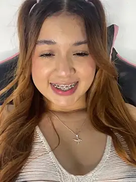 scarleth marquezz online show from March 2026 01:55:02 AM