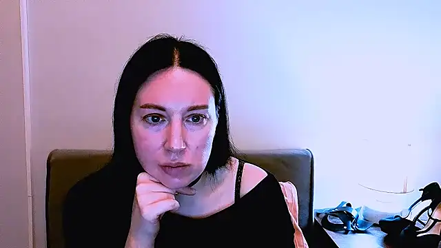 MiaFair online show from March 2026 05:43:01 PM