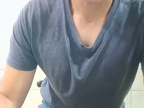 MisterX-47 online show from February 2026 01:03:01 AM