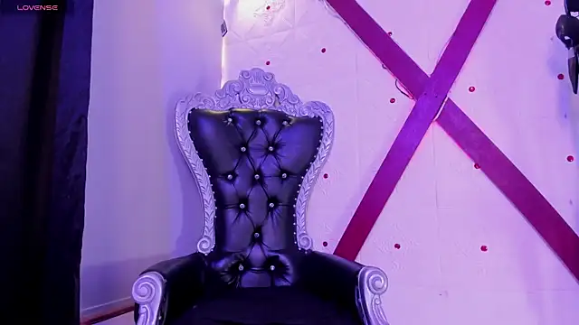 Roxxan-Sanchez online show from February 2026 08:31:02 PM