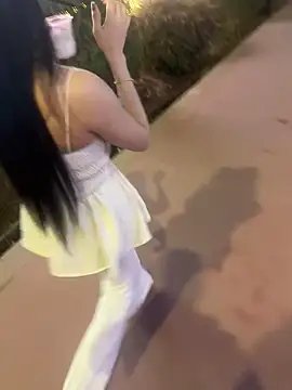 Snapshot of zhuendong000001 chatting on March 2026 03:23:02 PM zhuendong000001 online show from March 2026 03:23:02 PM