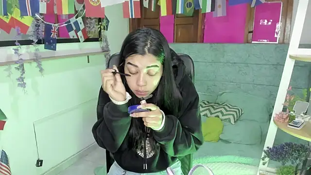 Snapshot of Aysha_winxs chatting on June 2026 03:20:02 AM Aysha winxs online show from June 2026 03:20:02 AM