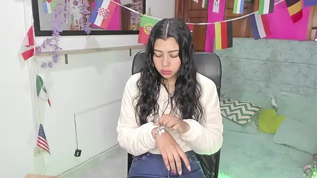 Snapshot of Aysha_winxs chatting on July 2026 03:35:02 AM Aysha winxs online show from July 2026 03:35:02 AM