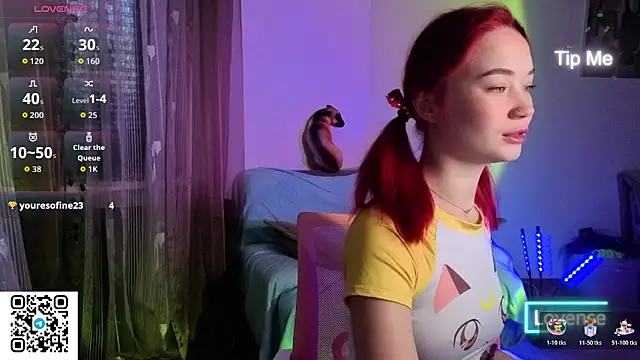 Snapshot of WendyCandy18 chatting on February 2026 03:27:01 AM WendyCandy18 online show from February 2026 03:27:01 AM