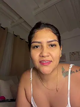 EmiliaVincenzo online show from March 2026 10:20:01 AM