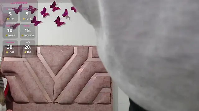 Roxy-Fox  online show from March 2026 02:50:01 AM