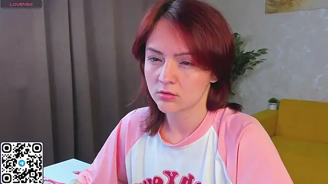 taticamomile online show from March 2026 05:01:02 AM