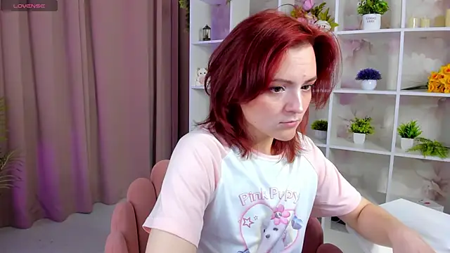 taticamomile online show from April 2026 01:18:01 PM