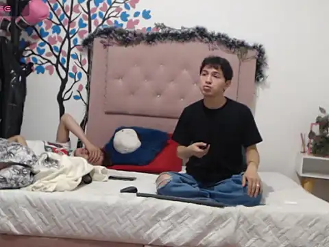 crissfer1 online show from March 2026 06:04:02 PM