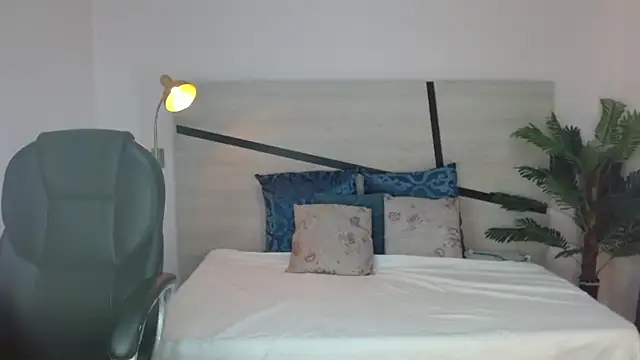 Snapshot of Anne_blake chatting on June 2026 03:09:01 AM Anne blake online show from June 2026 03:09:01 AM