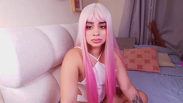 soph1a roy online show from April 2026 12:39:01 PM