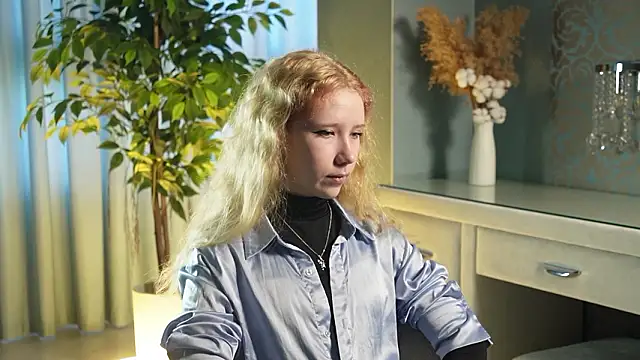 Snapshot of AmalElway chatting on February 2026 09:43:02 AM AmalElway online show from February 2026 09:43:02 AM