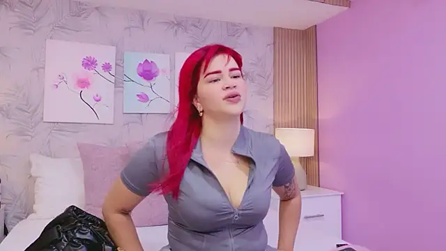 Snapshot of CherryTayloor chatting on June 2026 03:04:01 AM CherryTayloor online show from June 2026 03:04:01 AM