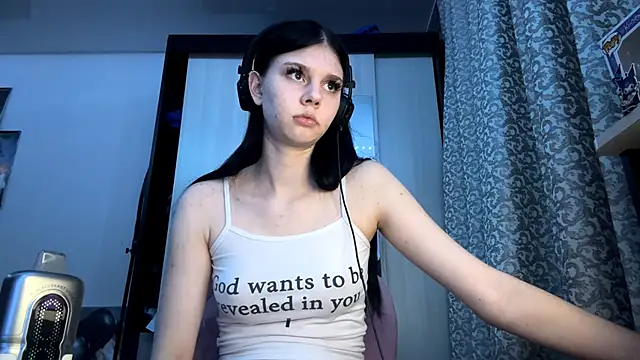 SaraDebey online show from February 2026 08:08:02 PM