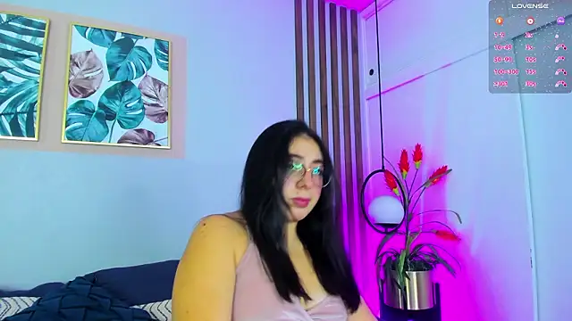 mia wills  online show from March 2026 04:44:02 PM