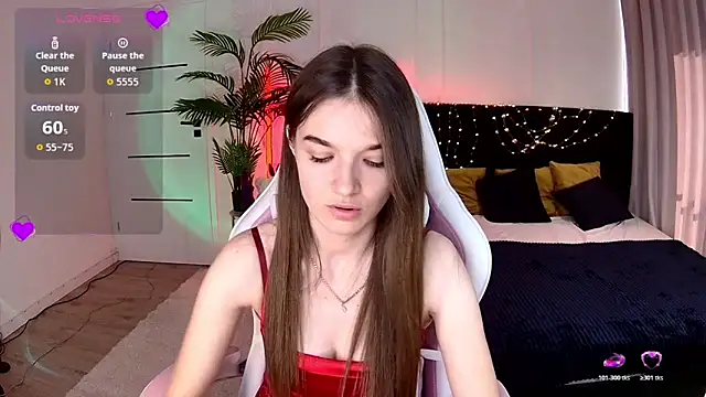 Snapshot of Ann_Wood chatting on June 2026 02:03:02 PM Ann Wood online show from June 2026 02:03:02 PM