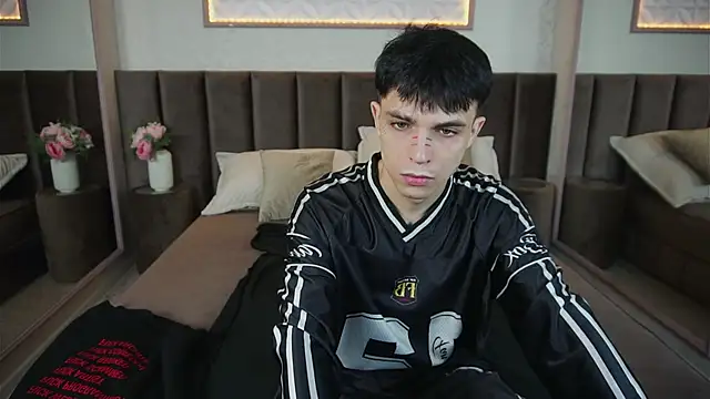 ClarkBev online show from March 2026 07:26:01 AM