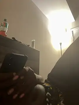 makeherfeelg online show from February 2026 06:00:02 AM