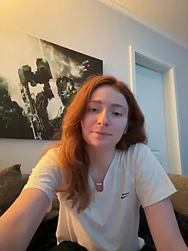 Snapshot of HoneyBunny18 chatting on February 2026 05:22:02 PM HoneyBunny18 online show from February 2026 05:22:02 PM