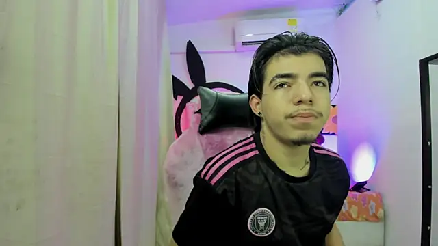 Bad bunnyy  online show from April 2026 12:34:02 PM