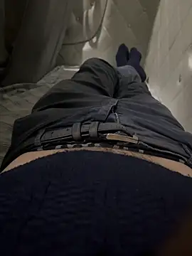 Snapshot of frenk33 chatting on February 2026 09:46:01 PM frenk33 online show from February 2026 09:46:01 PM