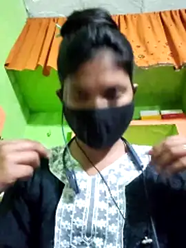 Cute aroshi online show from March 2026 05:04:01 PM