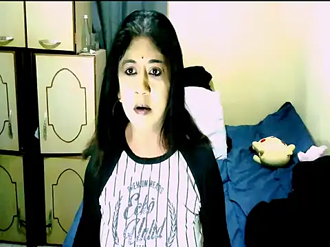 IndianPleasures21 online show from June 2026 02:29:01 PM