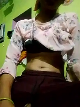 wifedesi7050 online show from May 2026 03:51:02 PM