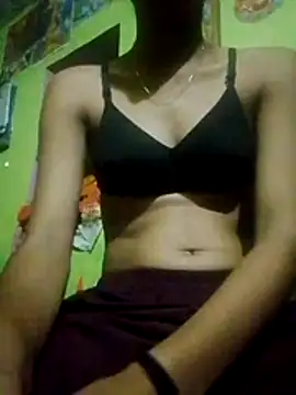 wifedesi7050 online show from May 2026 05:08:01 PM