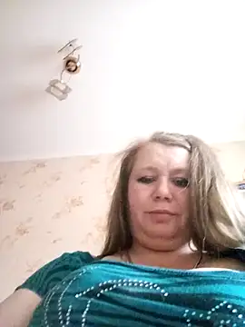 KiraStanton online show from March 2026 05:00:01 AM