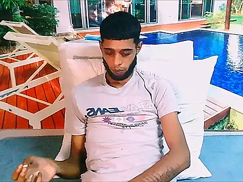 CharmingIndian1 online show from April 2026 06:44:02 PM