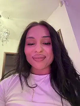 Snapshot of Olivia_Noor chatting on May 2026 08:27:02 PM Olivia Noor online show from May 2026 08:27:02 PM