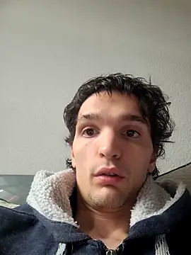 Snapshot of EpopeeGo chatting on April 2026 01:27:02 PM EpopeeGo online show from April 2026 01:27:02 PM