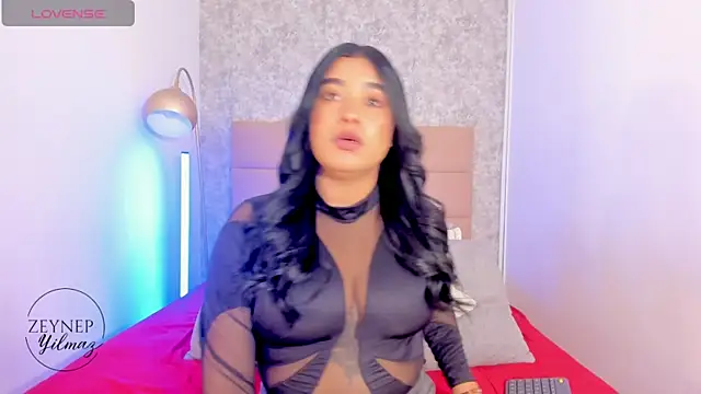 ZeynepYilmaz online show from April 2026 09:09:02 PM