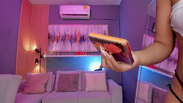 janinne lu online show from April 2026 10:59:01 AM