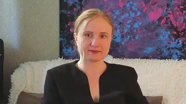 Lanavi Smile online show from July 2026 06:18:01 AM