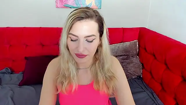 Snapshot of StellaAlluring chatting on May 2026 01:33:02 AM StellaAlluring online show from May 2026 01:33:02 AM
