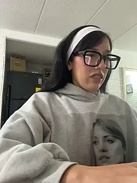 susi chimm online show from March 2026 01:21:01 AM