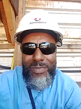 maurofoz26 online show from February 2026 01:22:01 PM