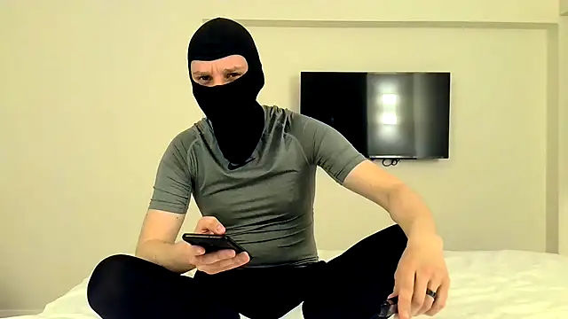 Snapshot of RyanRubber chatting on March 2026 08:02:01 PM RyanRubber online show from March 2026 08:02:01 PM