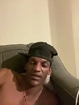 Micke24 online show from February 2026 04:35:01 AM