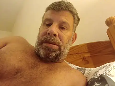 Snapshot of stud2512 chatting on May 2026 10:16:02 PM stud2512 online show from May 2026 10:16:02 PM