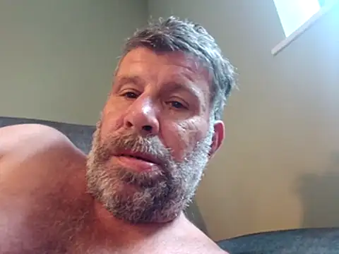 Snapshot of stud2512 chatting on May 2026 05:17:02 PM stud2512 online show from May 2026 05:17:02 PM